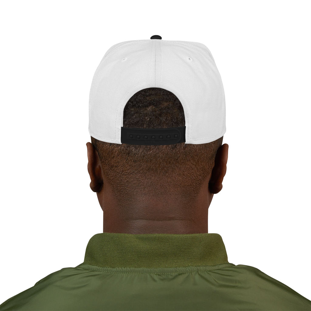 Urban Style Embroidered Snapback Hat — Black & White Streetwear Cap