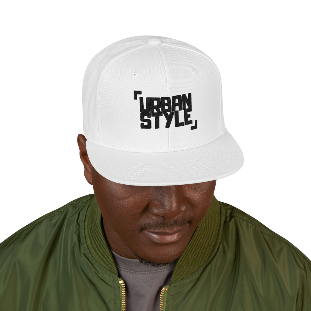 Urban Style Embroidered Snapback Hat — Black & White Streetwear Cap